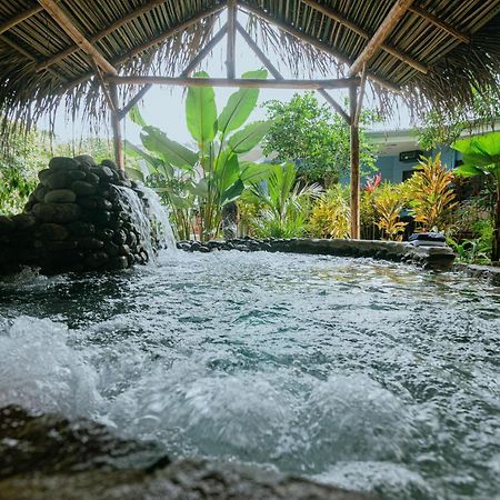 Oasis Diverse Adult Retreat Quepos Eksteriør bilde