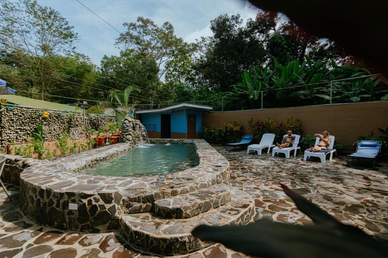 Oasis Diverse Adult Retreat Quepos Eksteriør bilde